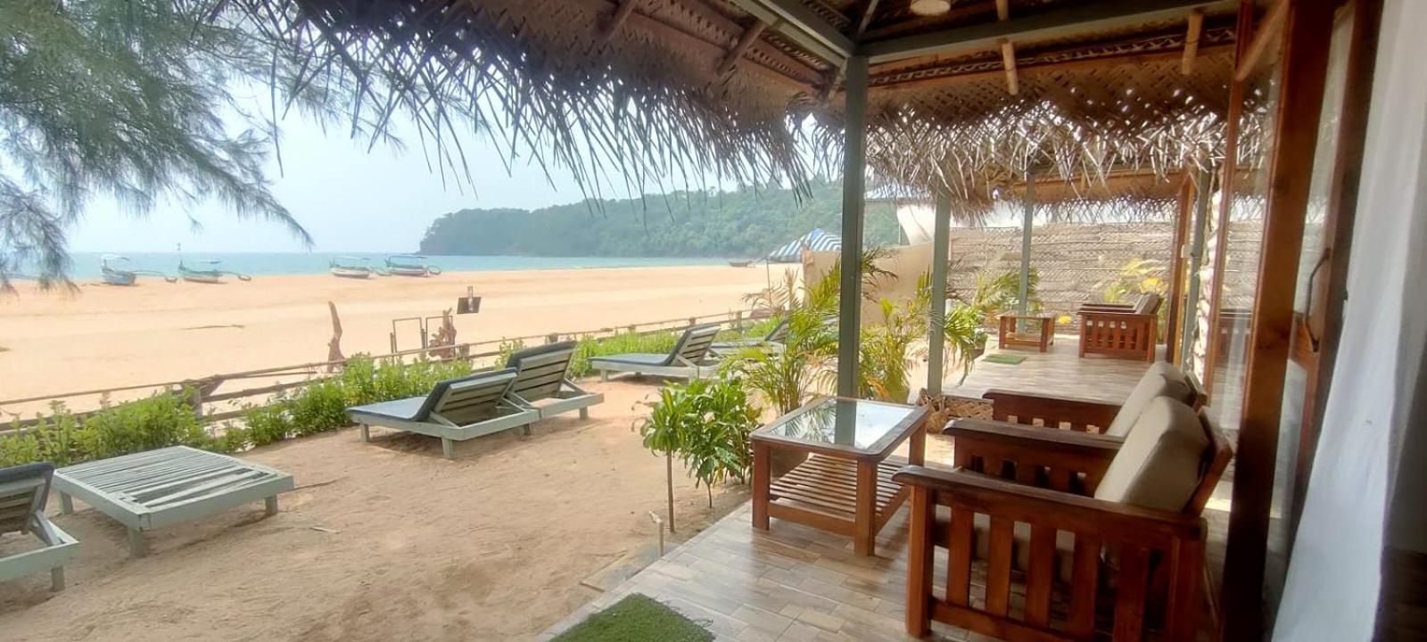 The Coast Beach Resort Agonda Buitenkant foto